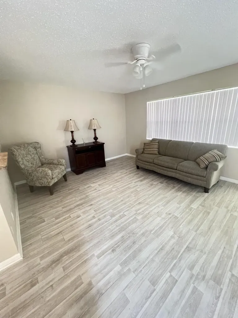 173 Waltham H West Palm Beach FL 33417