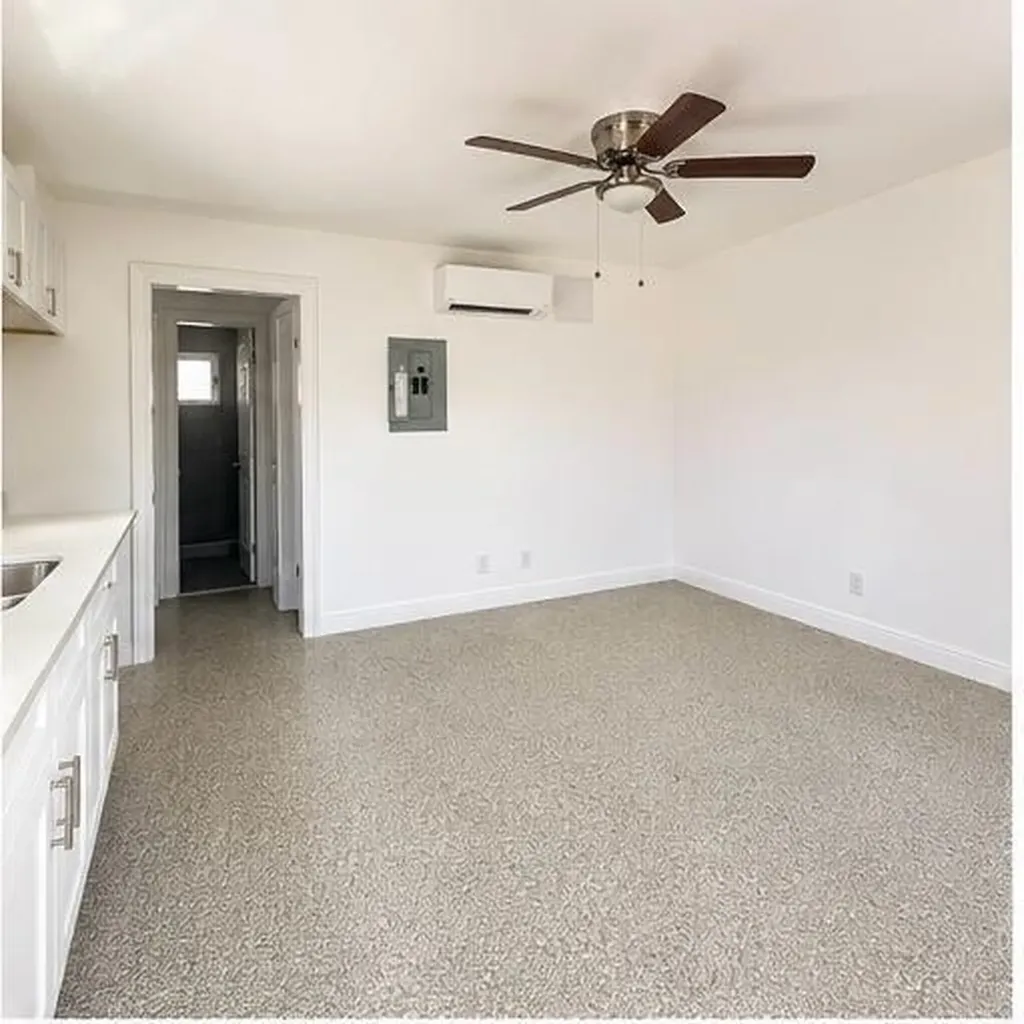 904 10th Street West Palm Beach FL 33401