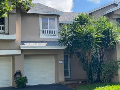 2217 Discovery Circle W Deerfield Beach FL 33442