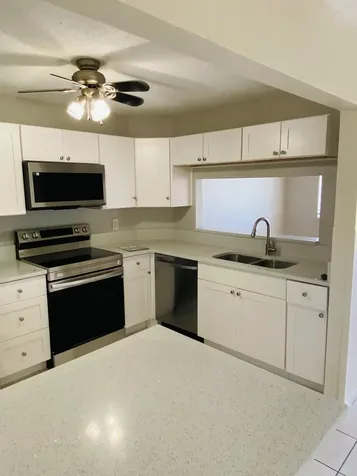 2217 Discovery Circle W Deerfield Beach FL 33442