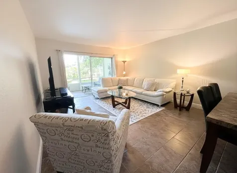 5131 W Oakland Park Boulevard Lauderdale Lakes FL 33313