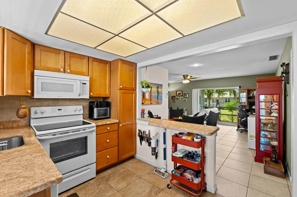 312 NE 17th Avenue Boynton Beach FL 33435