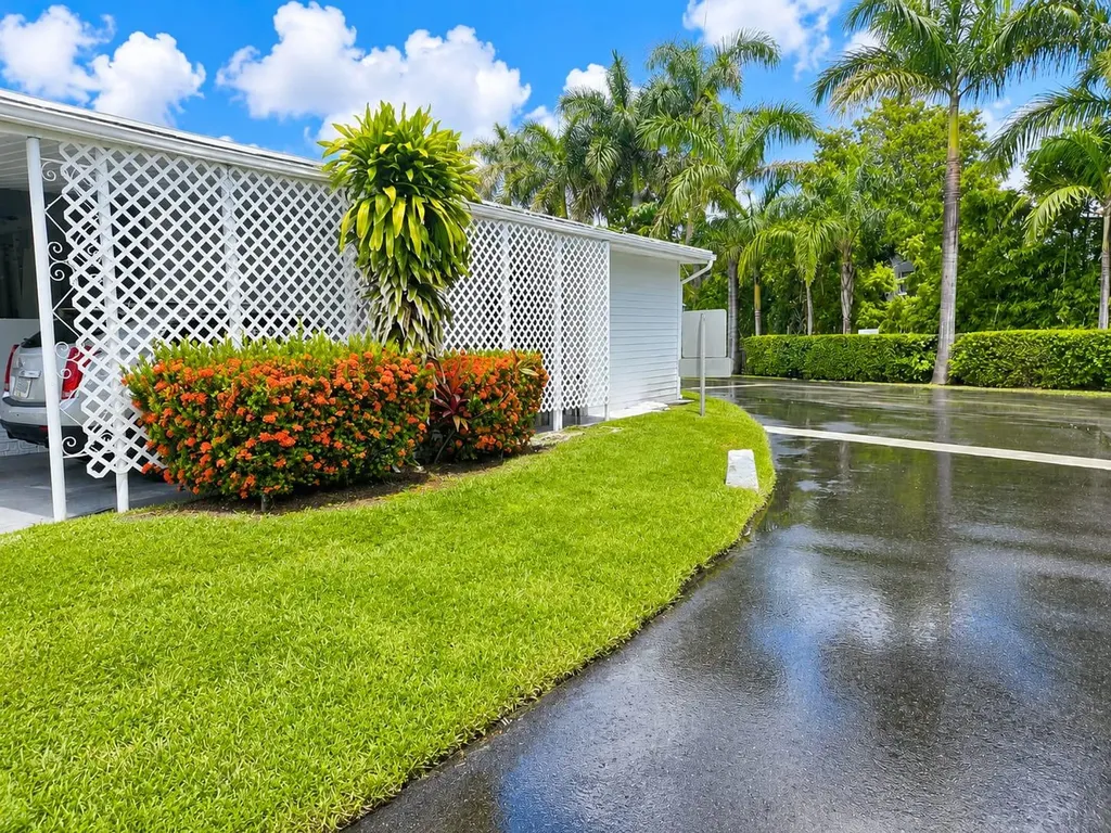 3302 Lake Street Hollywood FL 33021