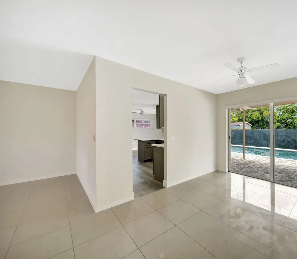 2545 NW 105th Lane Sunrise FL 33322