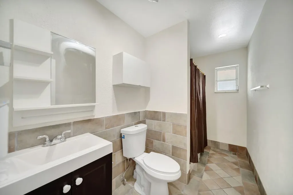 2545 NW 105th Lane Sunrise FL 33322