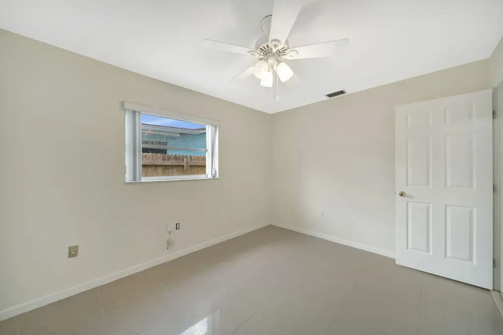 2545 NW 105th Lane Sunrise FL 33322