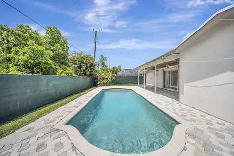 2545 NW 105th Lane Sunrise FL 33322