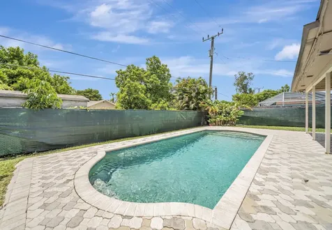 2545 NW 105th Lane Sunrise FL 33322