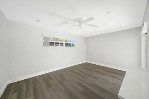 2545 NW 105th Lane Sunrise FL 33322