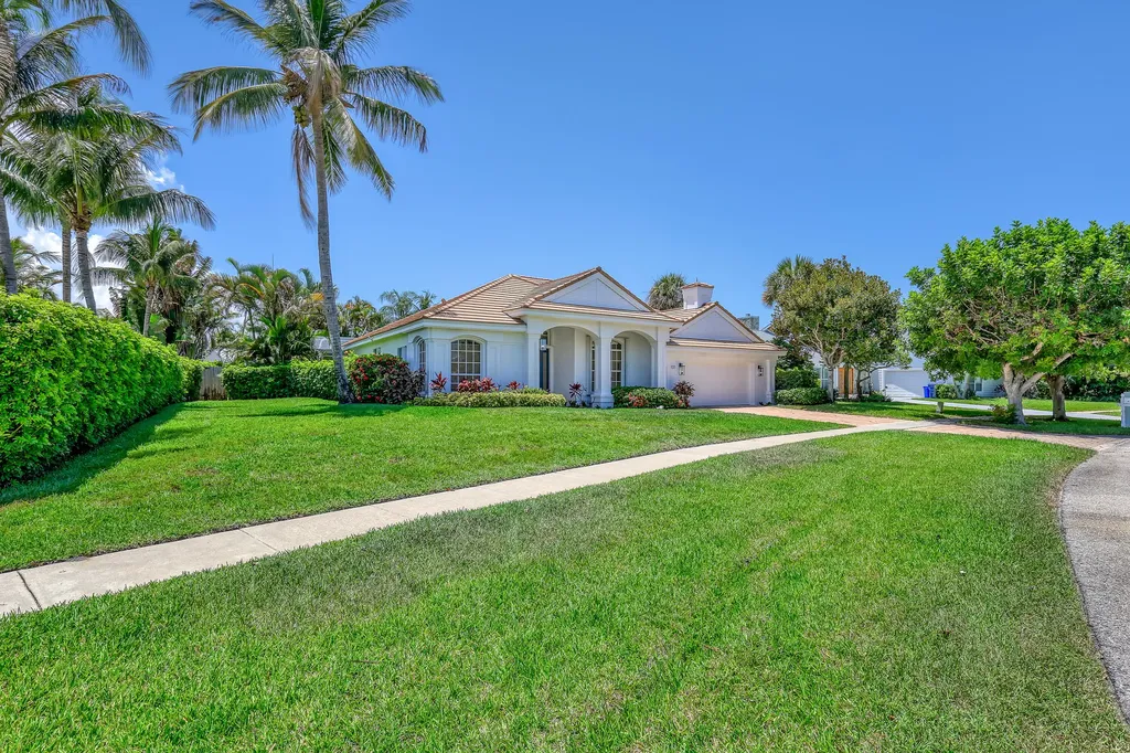 121 Olympus Way Jupiter FL 33477