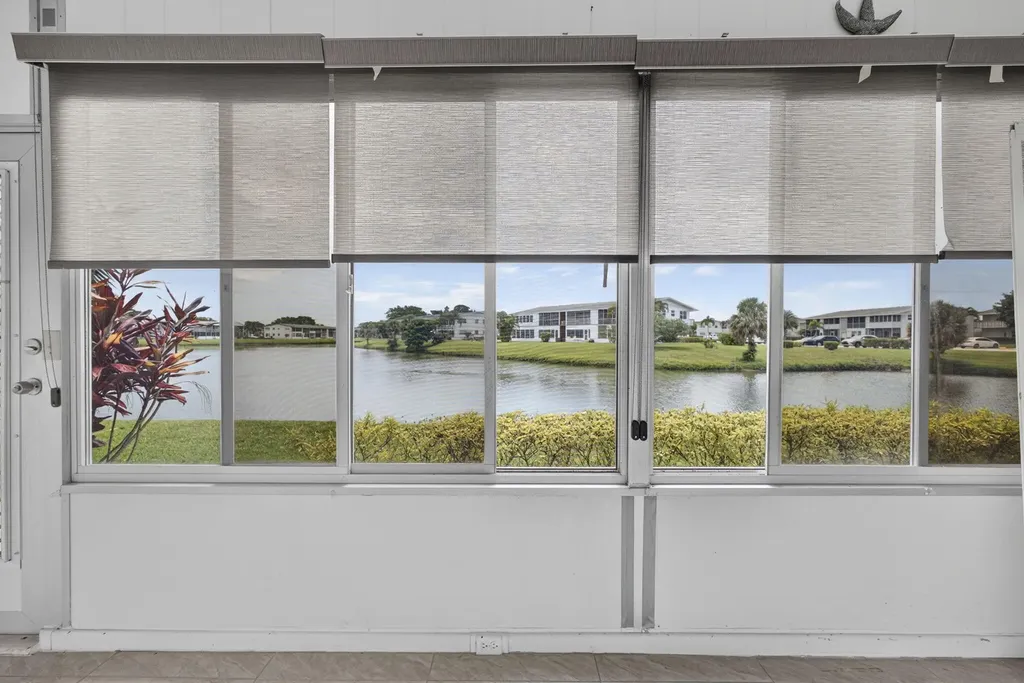 127 Chatham F West Palm Beach FL 33417