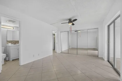 127 Chatham F West Palm Beach FL 33417