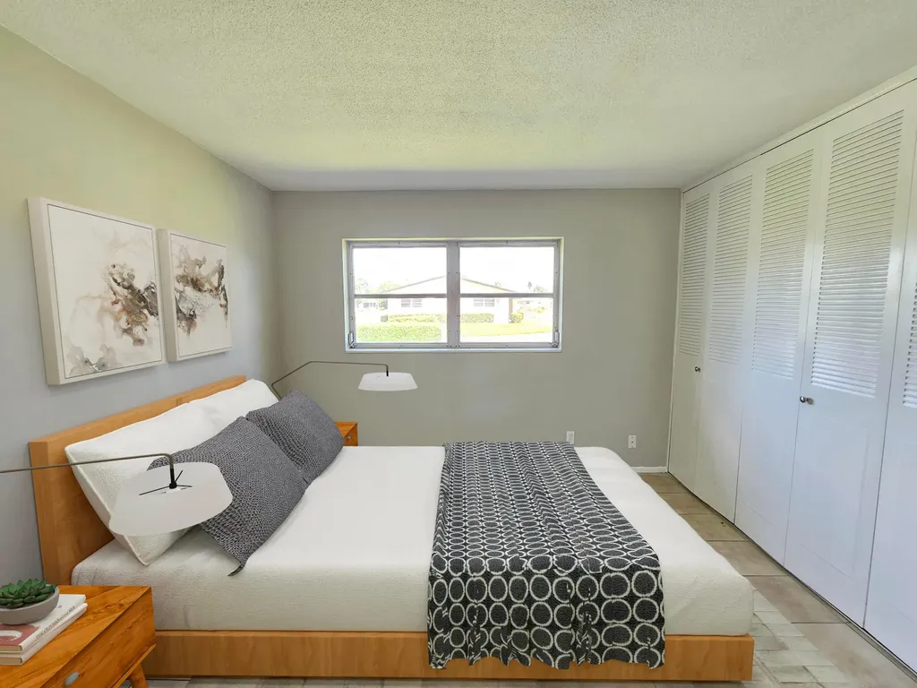 2966 Ashley Drive E West Palm Beach FL 33415