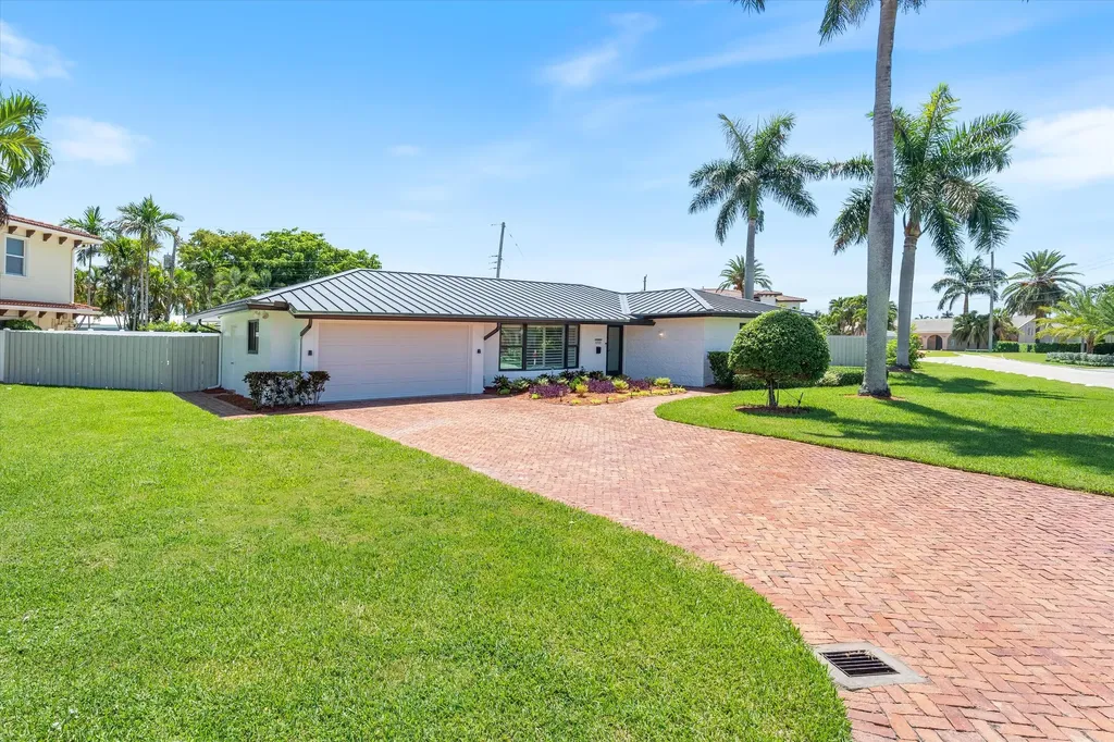 4410 NE 24th Avenue Lighthouse Point FL 33064