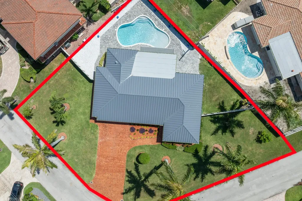 4410 NE 24th Avenue Lighthouse Point FL 33064