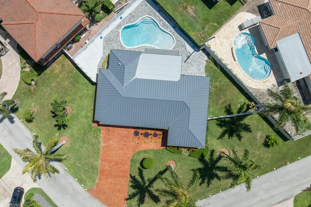 4410 NE 24th Avenue Lighthouse Point FL 33064