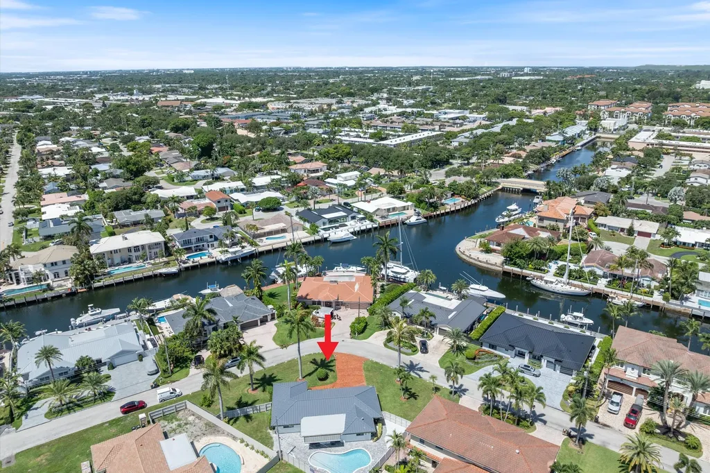 4410 NE 24th Avenue Lighthouse Point FL 33064