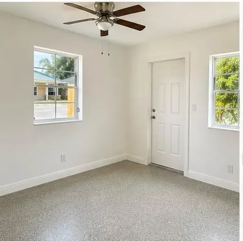 904 10th Street West Palm Beach FL 33401