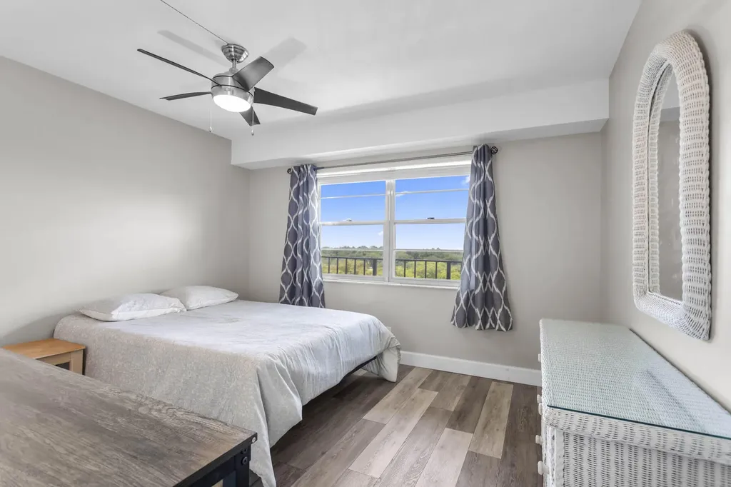 3150 W Rolling Hills Circle Davie FL 33328