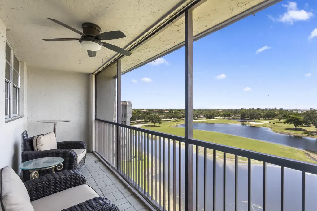 3150 W Rolling Hills Circle Davie FL 33328