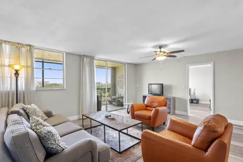 3150 W Rolling Hills Circle Davie FL 33328