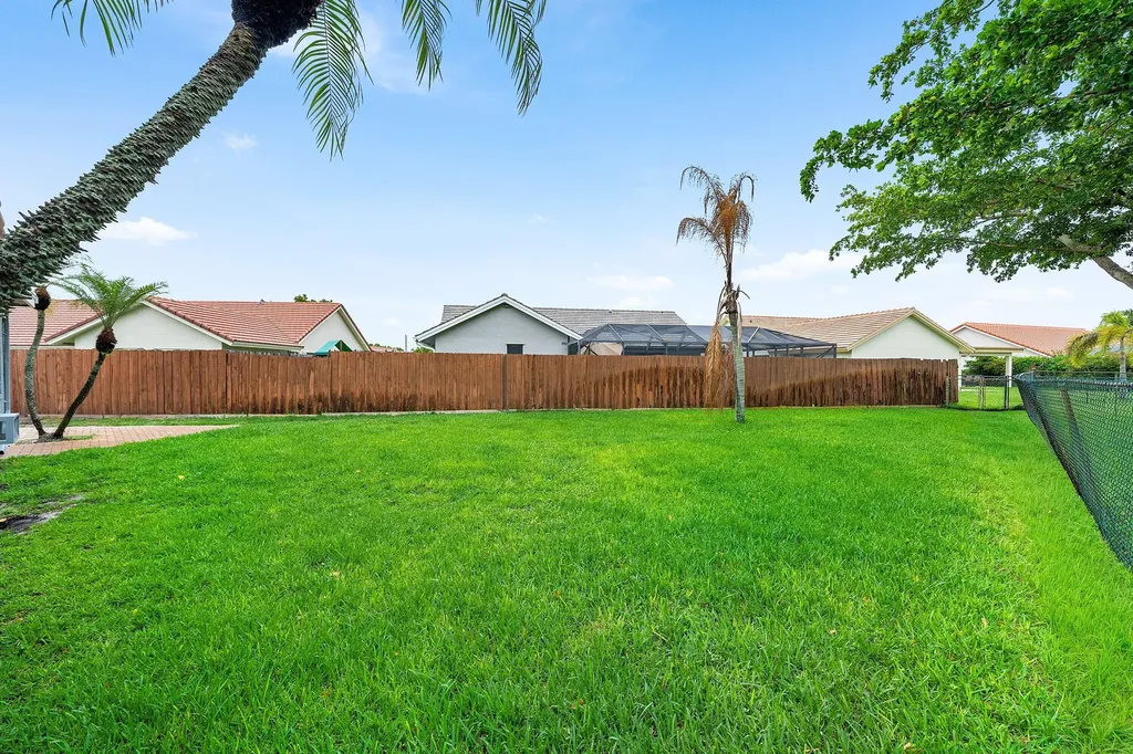 5781 Laurel Green Circle Boynton Beach FL 33437