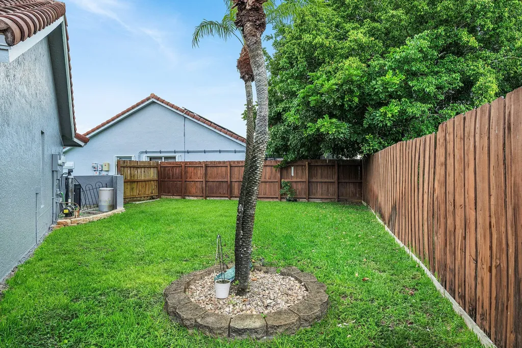 5781 Laurel Green Circle Boynton Beach FL 33437