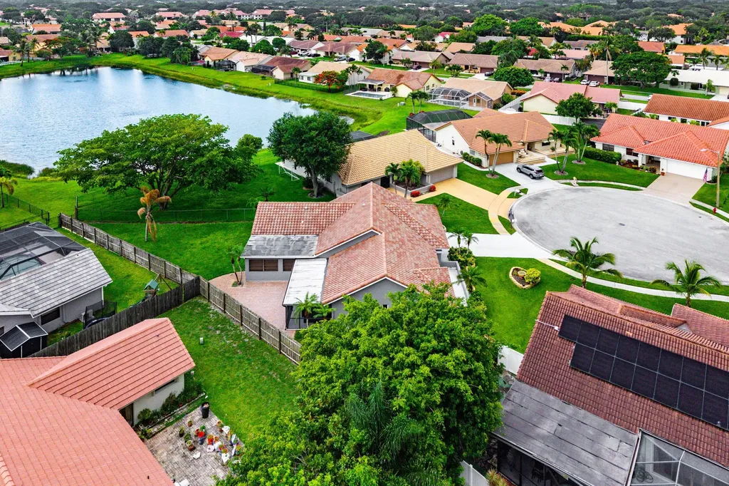 5781 Laurel Green Circle Boynton Beach FL 33437