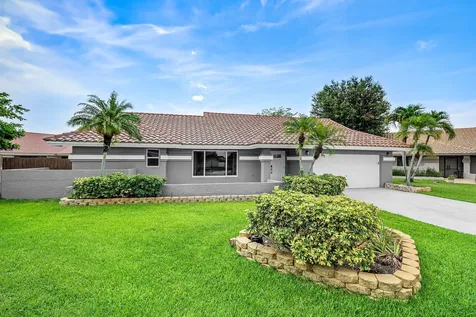 5781 Laurel Green Circle Boynton Beach FL 33437