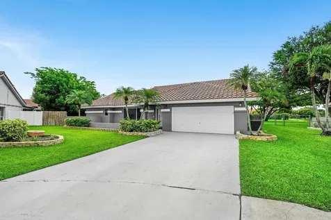5781 Laurel Green Circle Boynton Beach FL 33437