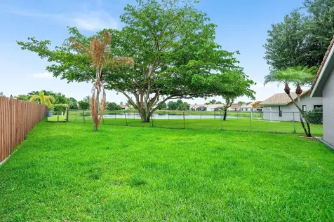 5781 Laurel Green Circle Boynton Beach FL 33437
