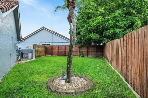 5781 Laurel Green Circle Boynton Beach FL 33437
