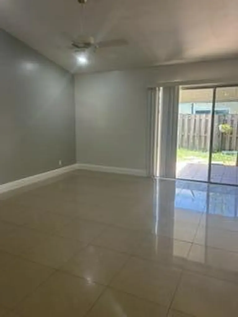 18970 Cloud Lake Circle Boca Raton FL 33496