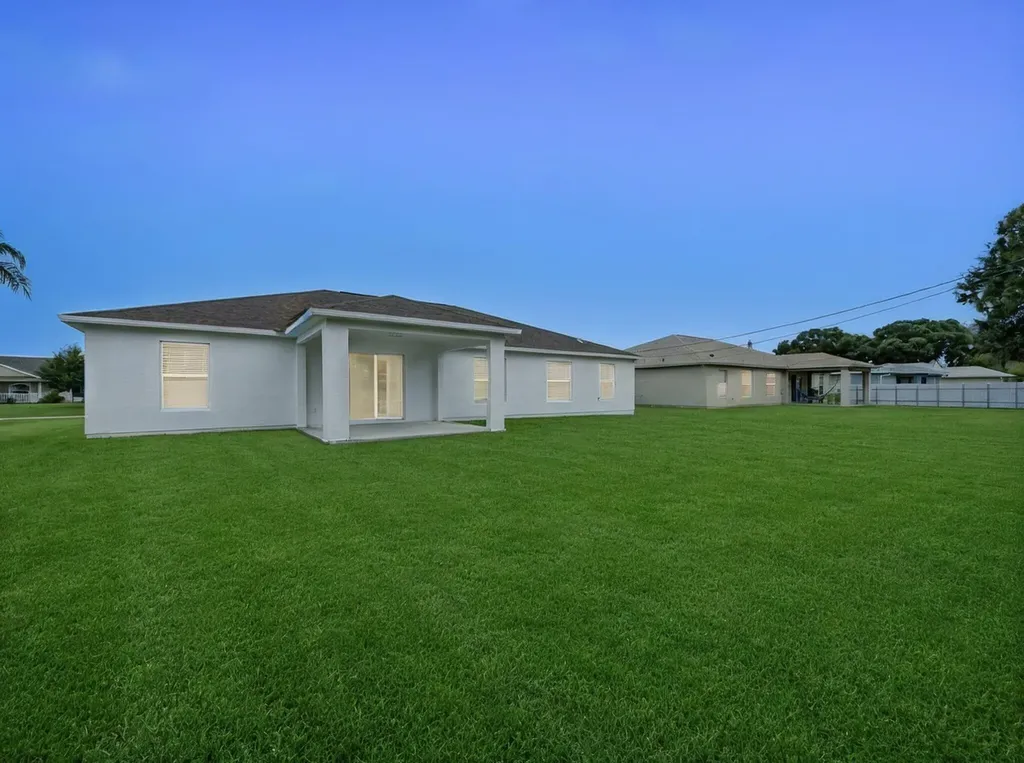 719 SW Broadview Street Port St Lucie FL 34983