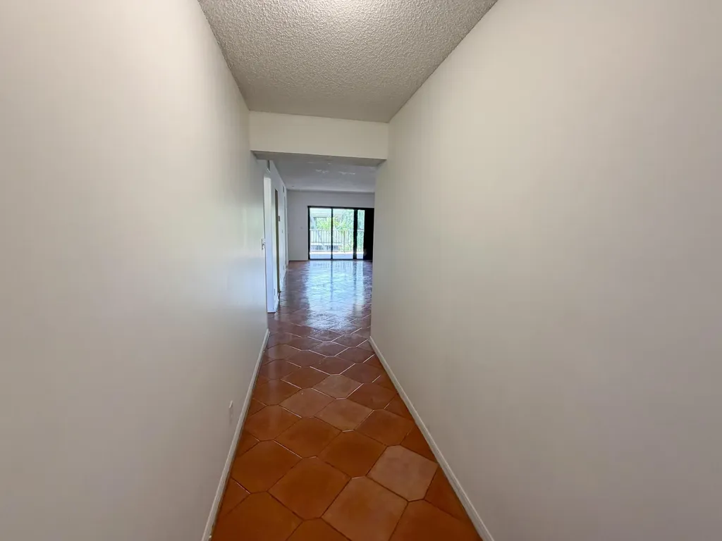 241 SE 11th Avenue Pompano Beach FL 33060