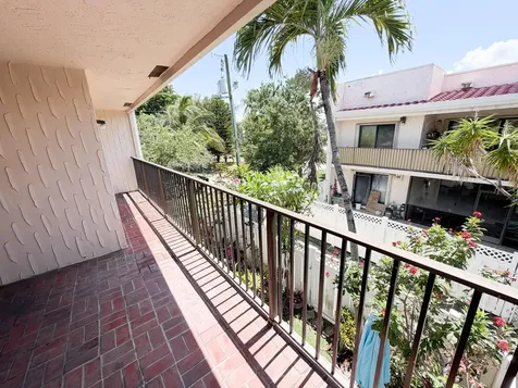 241 SE 11th Avenue Pompano Beach FL 33060