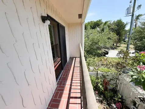 241 SE 11th Avenue Pompano Beach FL 33060