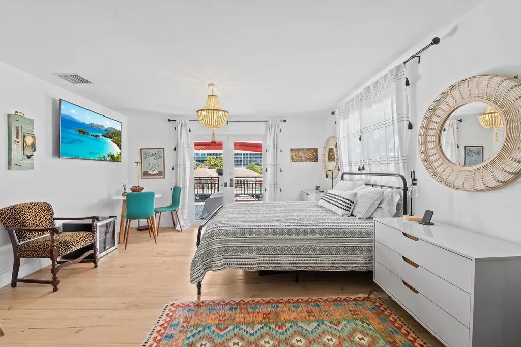 3051 NE 46th Street Fort Lauderdale FL 33308