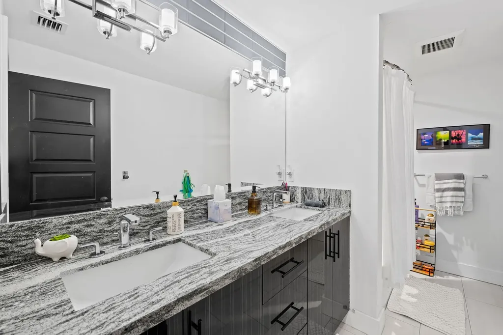 3051 NE 46th Street Fort Lauderdale FL 33308