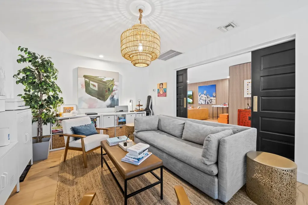 3051 NE 46th Street Fort Lauderdale FL 33308