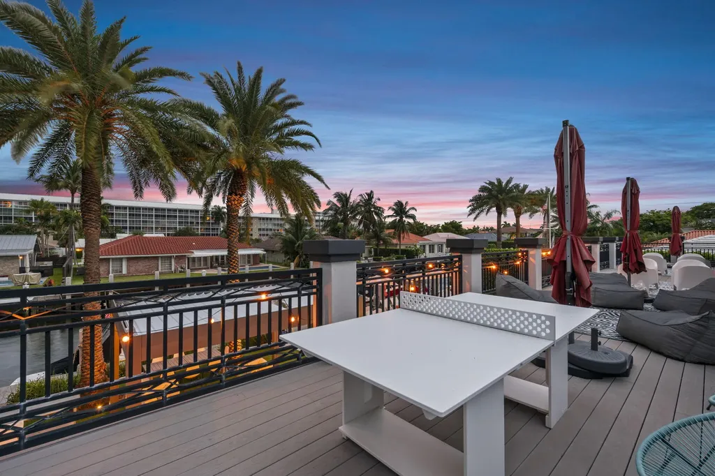 3051 NE 46th Street Fort Lauderdale FL 33308