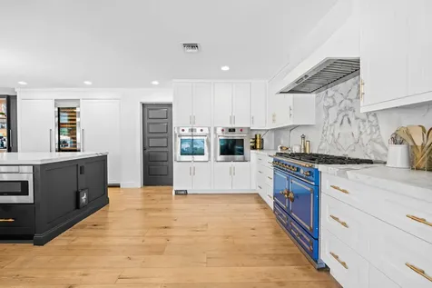 3051 NE 46th Street Fort Lauderdale FL 33308
