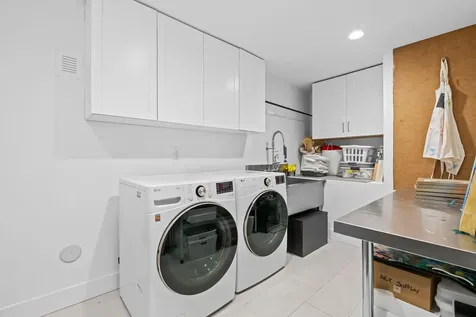 3051 NE 46th Street Fort Lauderdale FL 33308
