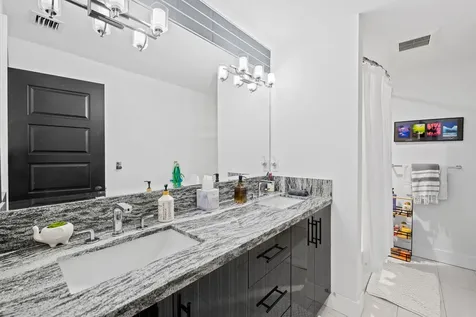 3051 NE 46th Street Fort Lauderdale FL 33308