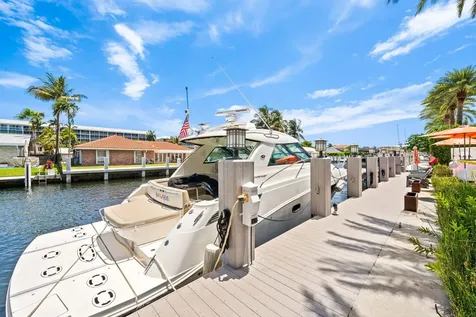3051 NE 46th Street Fort Lauderdale FL 33308