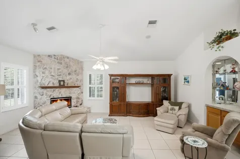 2305 Winding Creek Lane Fort Pierce FL 34981