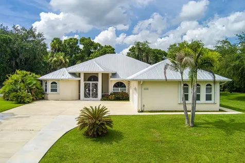 2305 Winding Creek Lane Fort Pierce FL 34981