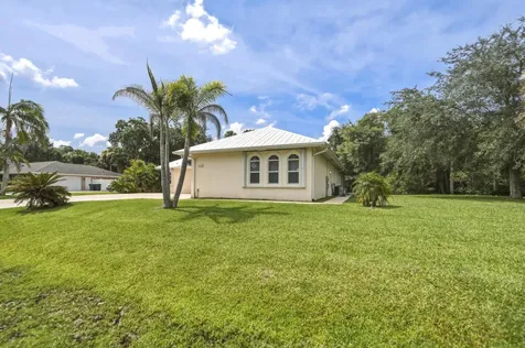 2305 Winding Creek Lane Fort Pierce FL 34981