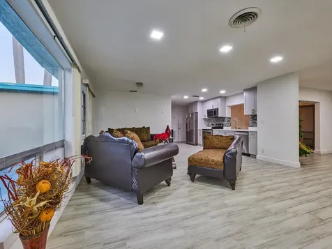 3515 NW 40th Street Lauderdale Lakes FL 33309