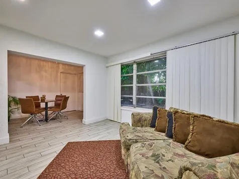3515 NW 40th Street Lauderdale Lakes FL 33309